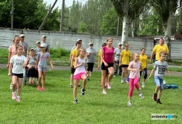 В Авдіївці Олімпійський день відзначили загальноміськими пробігом і зарядкою