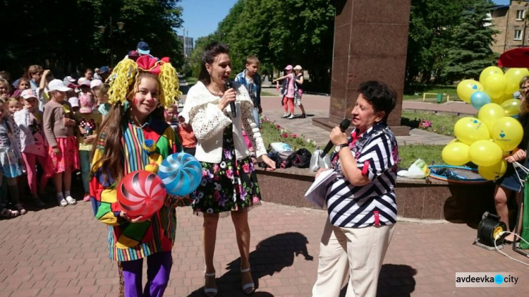 В Авдеевке ярко отмечают День защиты детей (ФОТО)