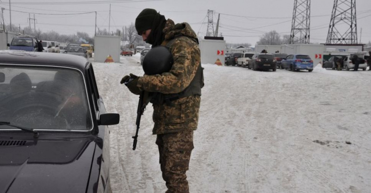 КПВВ на линии разграничения: больше всего авто стоит у «Майорска»