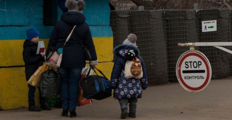 КПВВ "Майорское" и "Марьинка" были самыми загруженными в  Донецкой  области  в сентябре