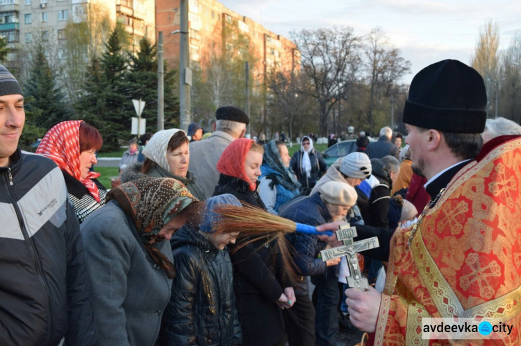 Авдеевка отметила светлый праздник Пасхи (ФОТООТЧЕТ)