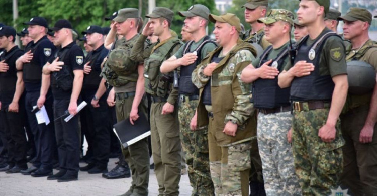 На Донетчине полицию перевели в усиленный режим