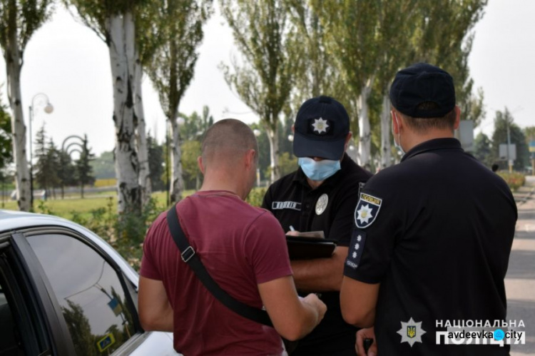 У Покровському районі поліцейські провели профілактичне відпрацювання «Безпечні автомобільні дороги»