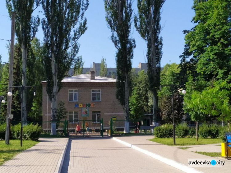 Программа социального партнерства в действии: в детском саду «Малыш» стартовали работы по обустройству спортплощадки (ФОТОФАКТ)