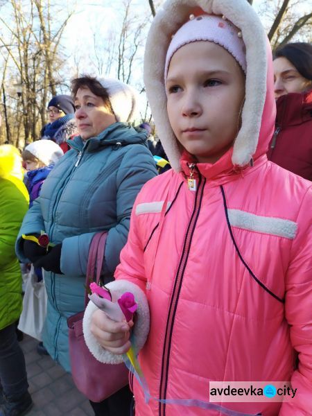 Авдіївка долучилася до відзначення Дня Гідності та Свободи (ФОТО)