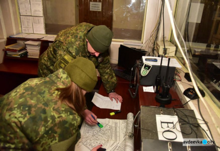 В Авдеевке нашли предателей и 17 гранат