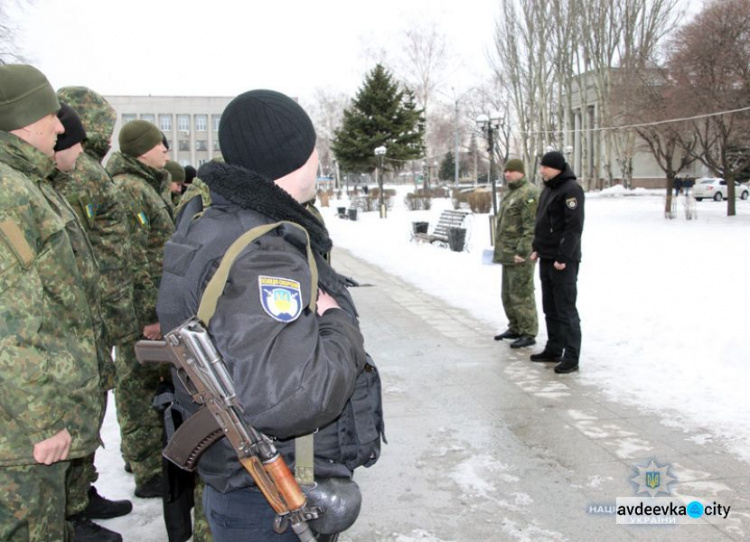 На охрану Покровской оперзоны вышли полиция и общественные формирования (ФОТО)