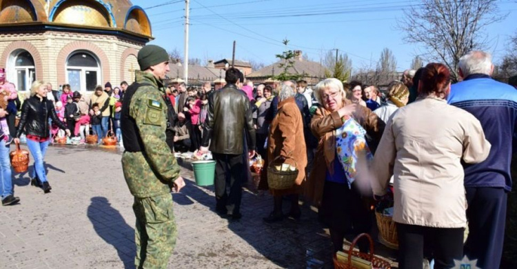 Пасхальные ЧП на Донбассе: братская поножовщина, потенциальные убийцы и сдавшийся экс-боевик