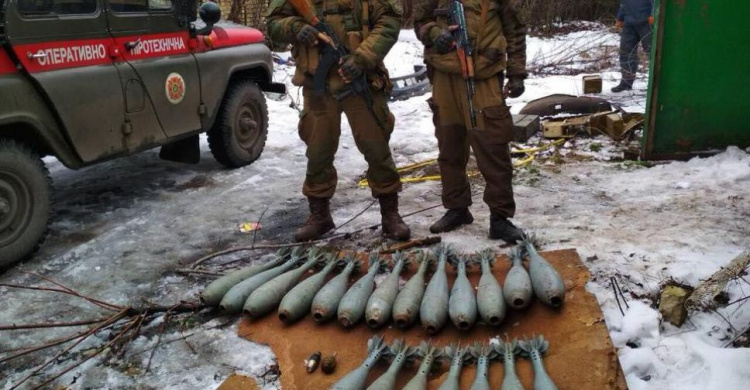 В Авдеевке нашли склад боеприпасов: опубликованы фото