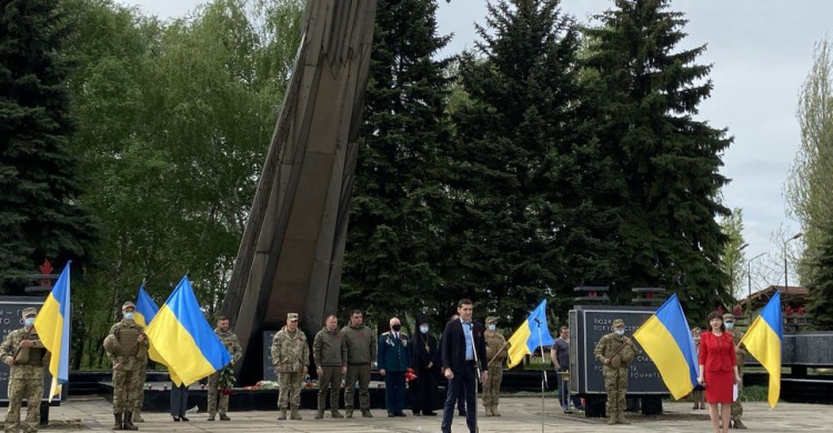 В Авдеевке прошёл митинг по случаю 76-й годовщины Победы над нацизмом во Второй мировой войне 