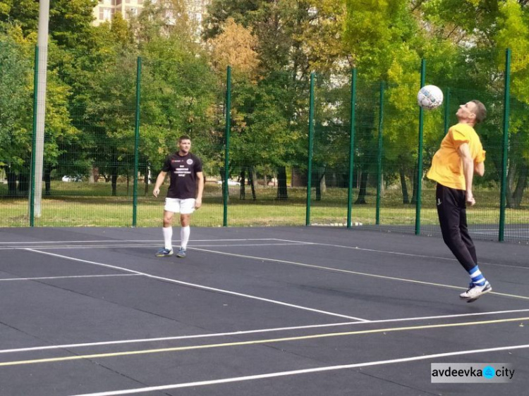 В Авдеевке состоялся турнир по футболтеннису: фоторепортаж