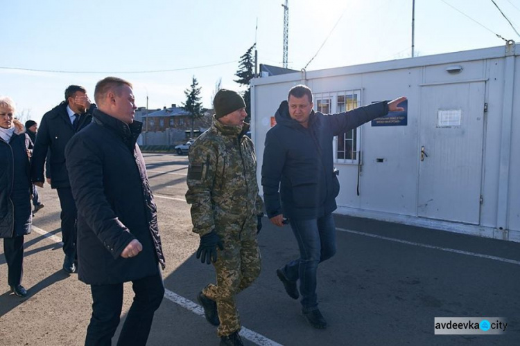 Еще один КПВВ в Донецкой области начали приводить в порядок (ФОТО)