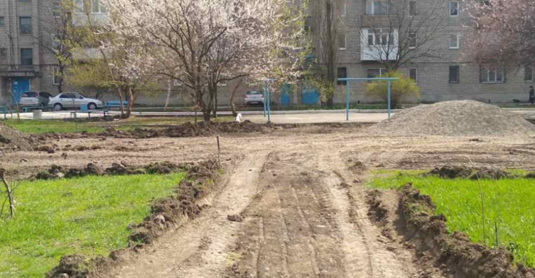 При поддержке Метинвеста в Авдеевке приступили к строительству нового игрового комплекса (фотофакт)